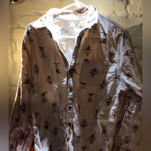 Hollister Gray and Black Aztec Patterned Shirt